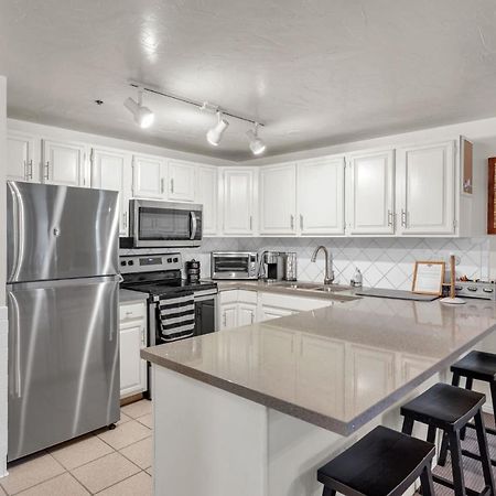 2Bd 2Ba Condo With Hot Tub And Pool Park City Exterior photo